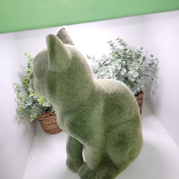 UNIQUE VINTAGE Olive Green Cat Covered in Velvet like material - Picture 3 of 5